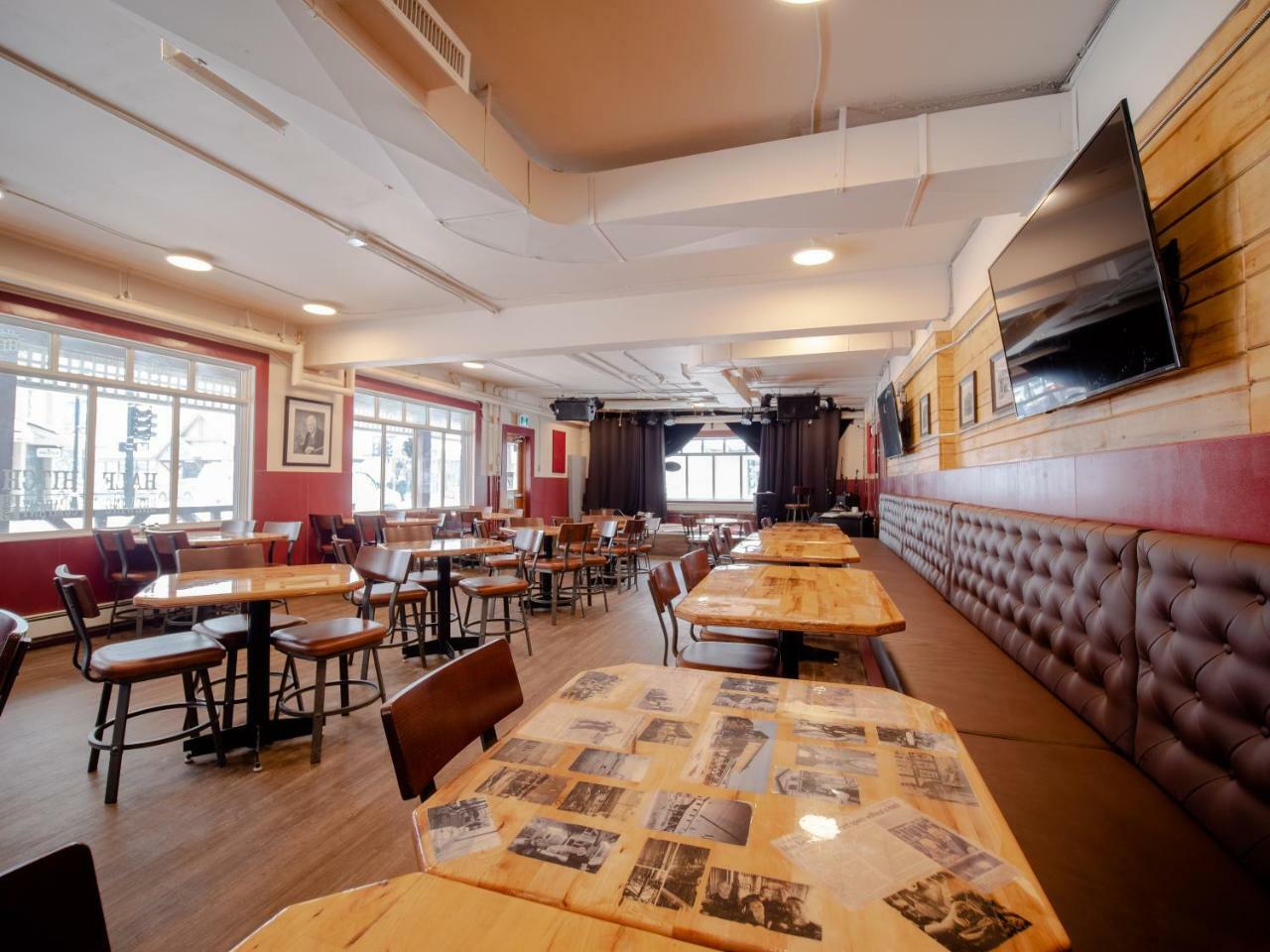 Party Hostel - The Canmore Hotel Hostel エクステリア 写真